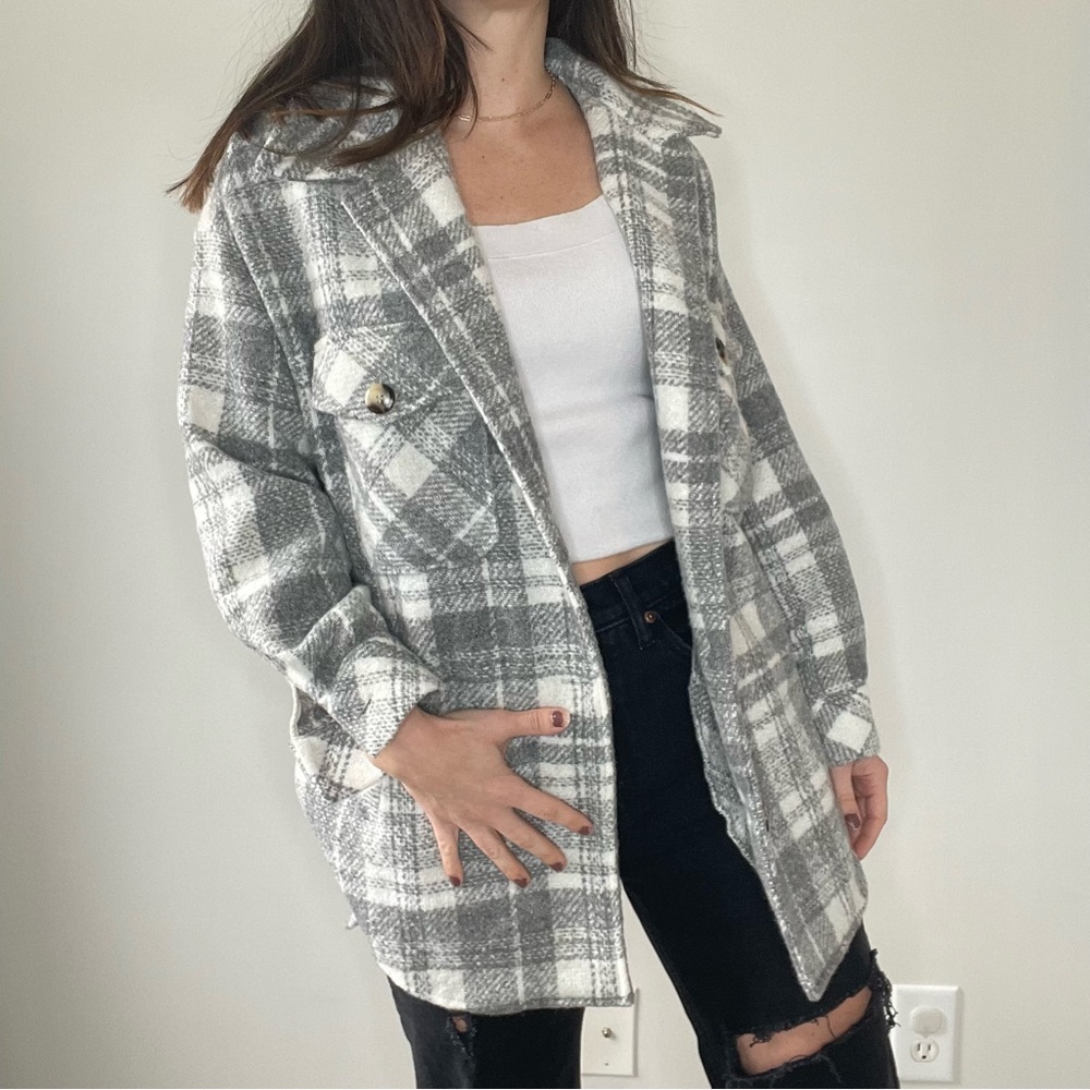 Plaid Shacket Grey Size Small - image 5